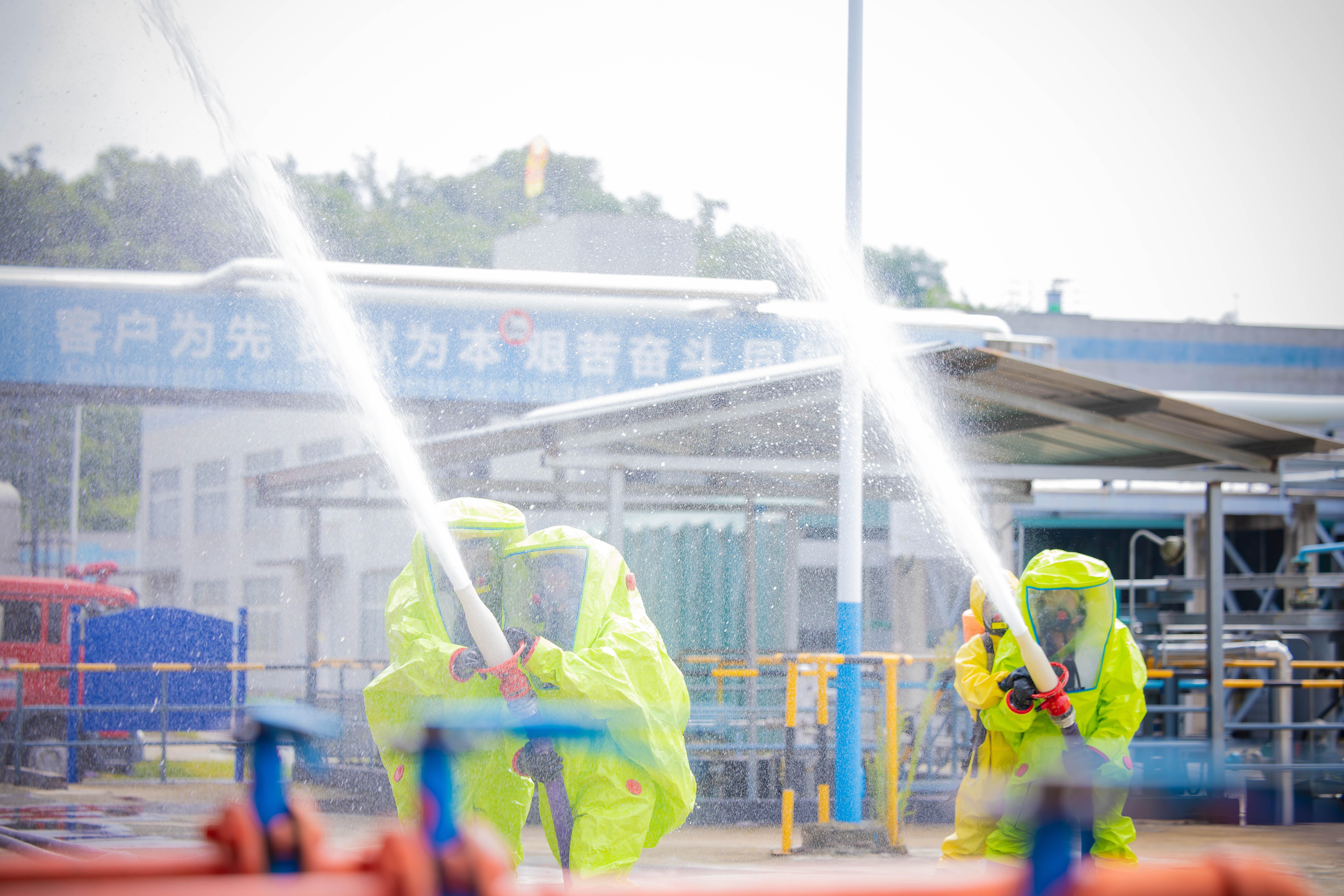 16938759387260464b6S.jpg 16938759387260464b6S.jpg